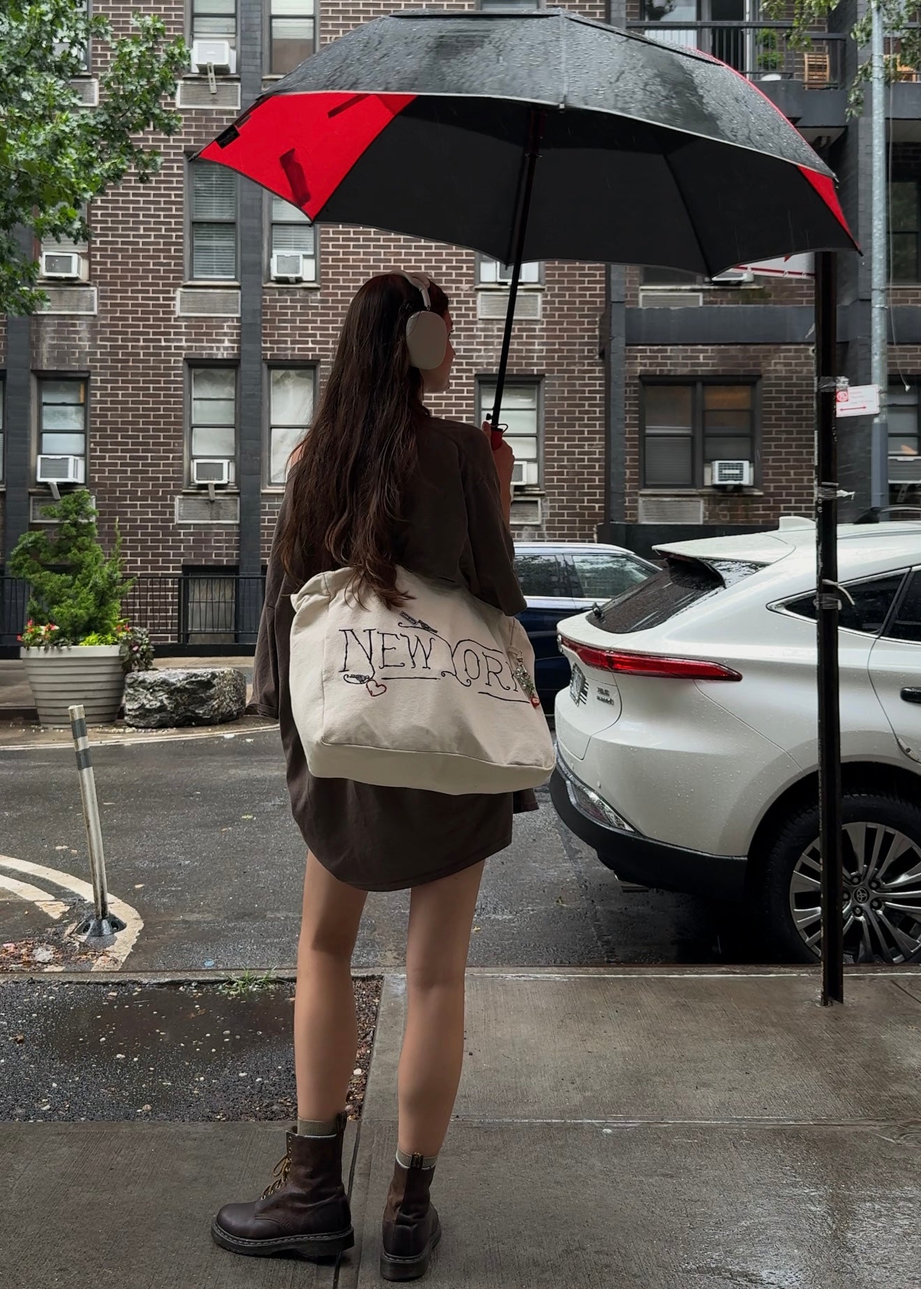 Durable Cotton Tote Bag with Embroidered "New York" design - Everyday Essential