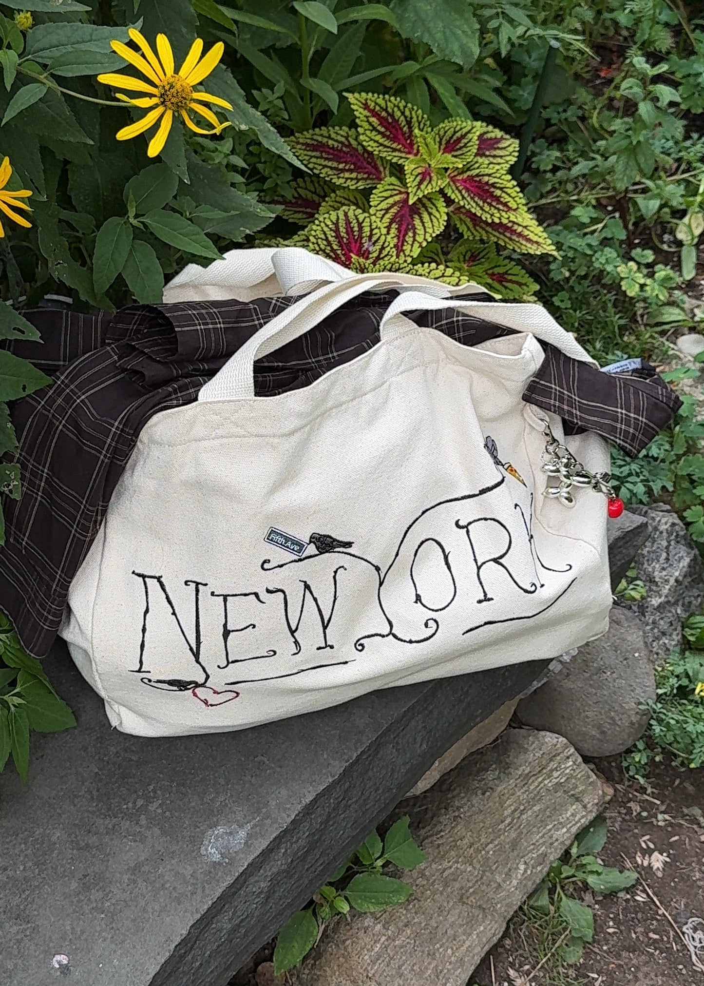 Durable Cotton Tote Bag with Embroidered "New York" design - Everyday Essential